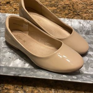 Big girls dress shoes